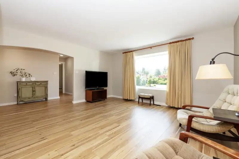 24977 120B AVENUE - photo 4 of 31