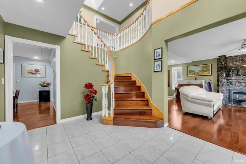 1775 SHERLOCK AVENUE - photo 4 of 40
