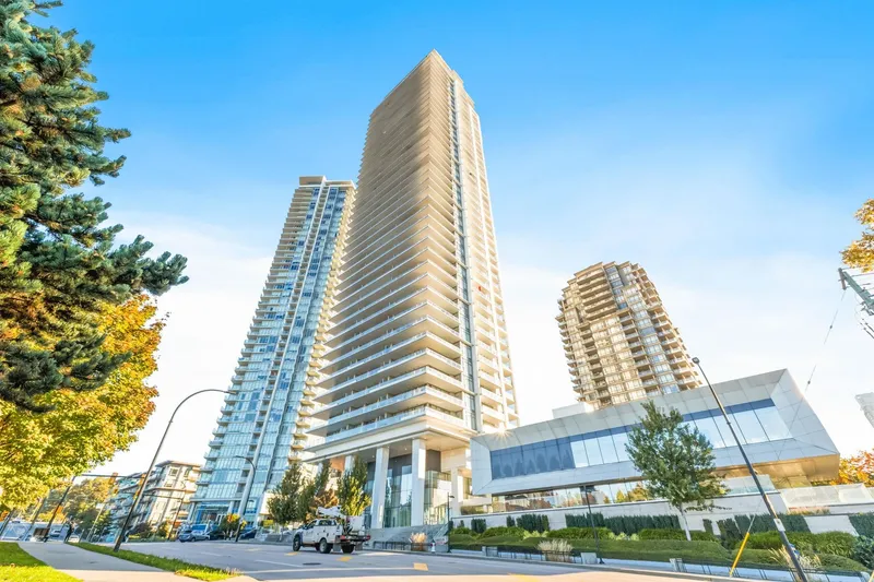 4602 1888 GILMORE AVENUE - photo 2 of 25