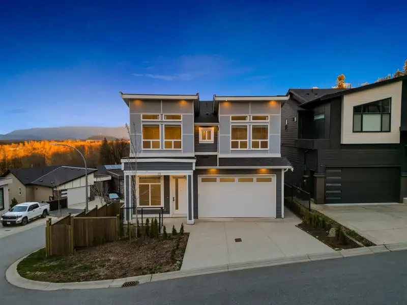 19 43925 CHILLIWACK MOUNTAIN ROAD - photo 1 of 40