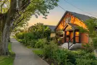 2268 E 7TH AVENUE - thumbnail 1