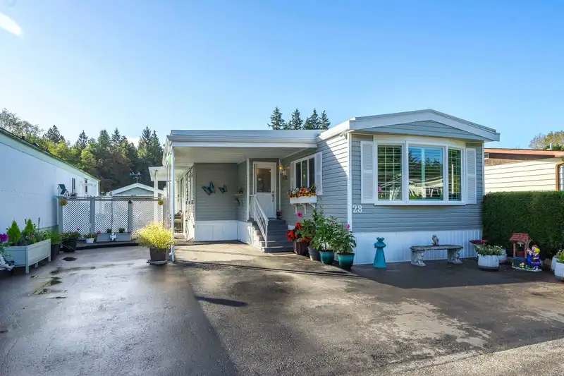 28 2270 196 STREET - photo 1 of 40