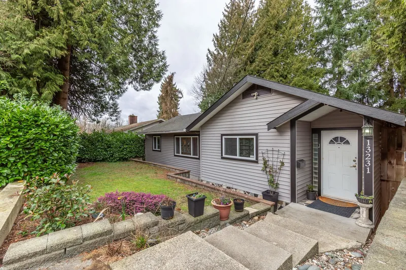 13231 112B AVENUE - photo 2 of 25