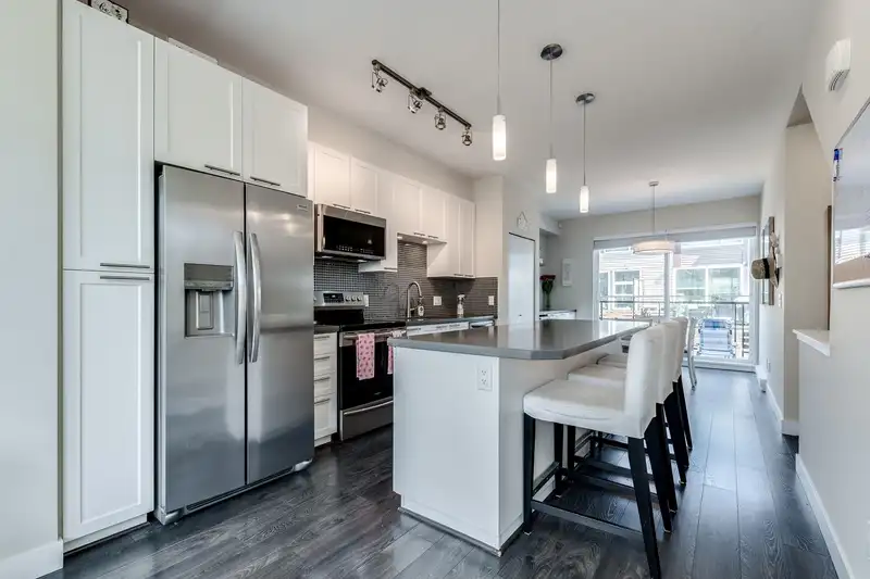 147 2228 162 STREET - photo 4 of 27