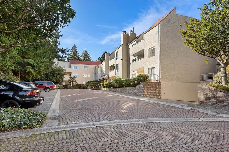 107 1441 GARDEN PLACE - photo 1 of 25