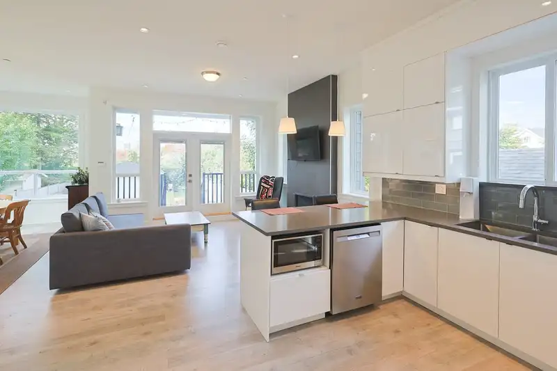 5851 ST. GEORGE STREET - photo 1 of 40