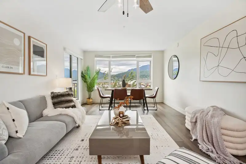 312 2525 CLARKE STREET - photo 1 of 39