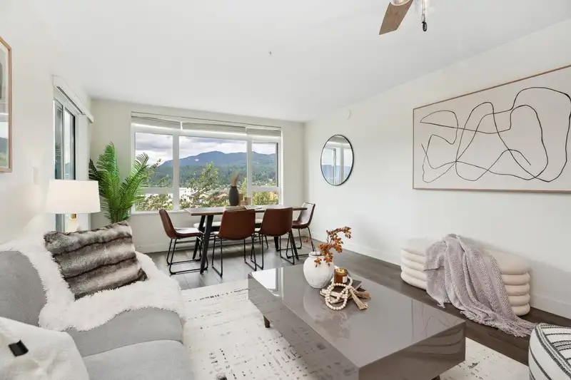312 2525 CLARKE STREET - photo 3 of 39