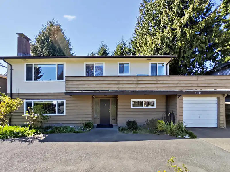 10111 AINSWORTH CRESCENT - photo 2 of 40