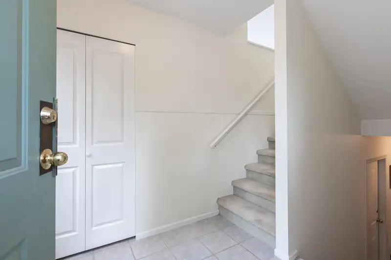 61 3880 WESTMINSTER HIGHWAY - photo 2 of 29