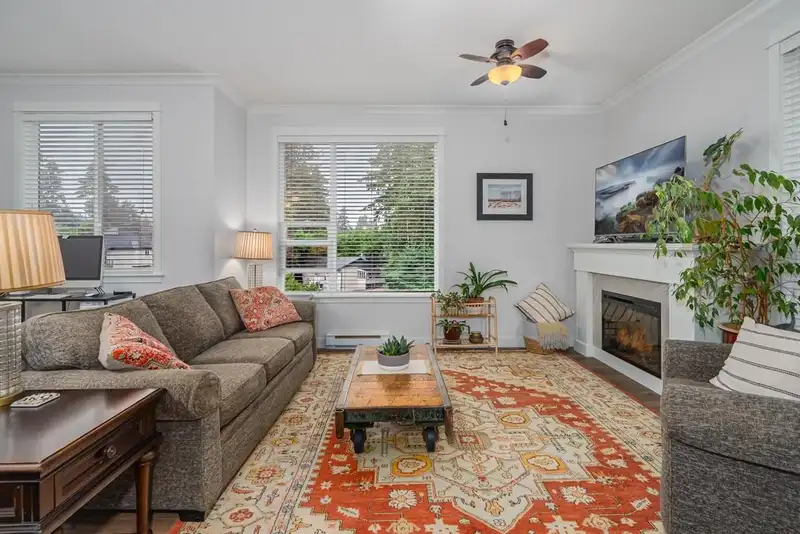 406 2990 BOULDER STREET - photo 4 of 26