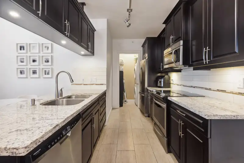 412 12635 190A STREET - photo 4 of 20