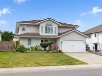 3149 GOLDFINCH STREET - thumbnail 1