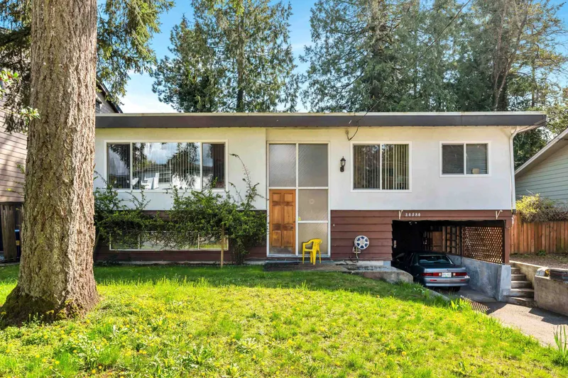 20580 46 AVENUE - photo 3 of 25