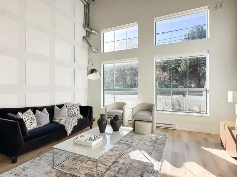 315 336 E 1ST AVENUE - photo 3 of 24