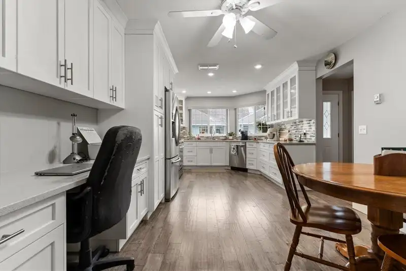 89 1450 MCCALLUM ROAD - photo 4 of 30
