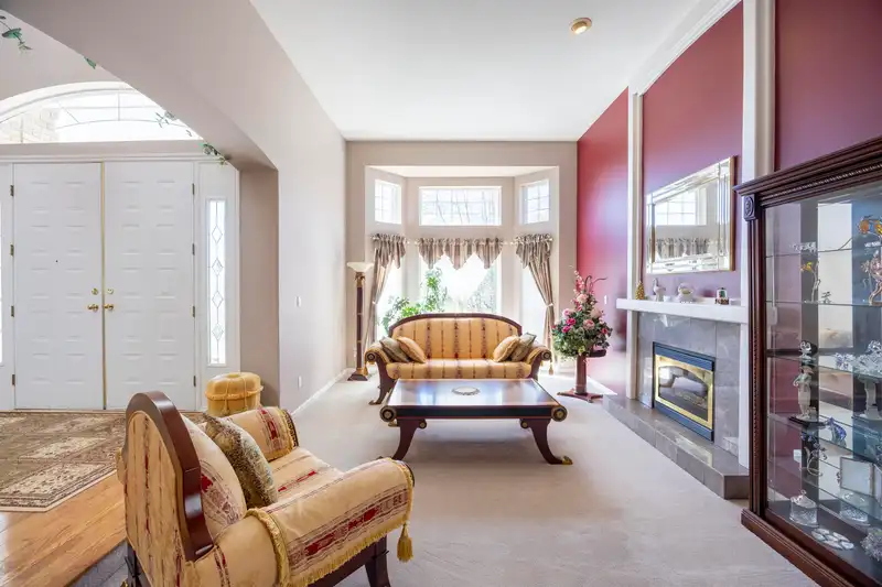 2551 SAPPHIRE PLACE - photo 3 of 37