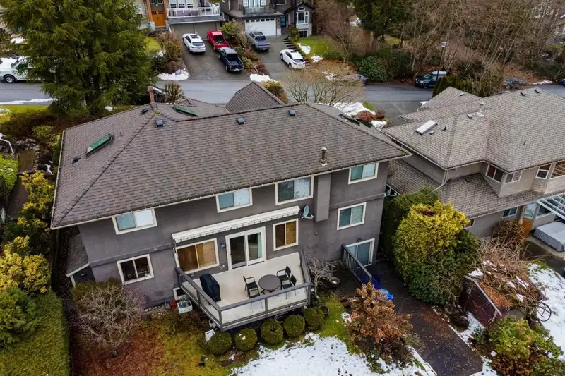 1185 DYCK ROAD - photo 2 of 23