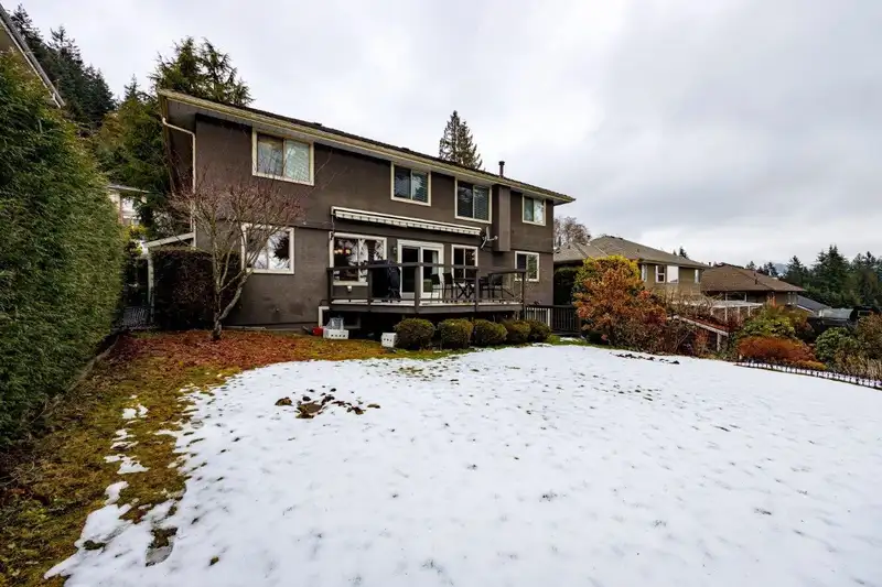 1185 DYCK ROAD - photo 4 of 23