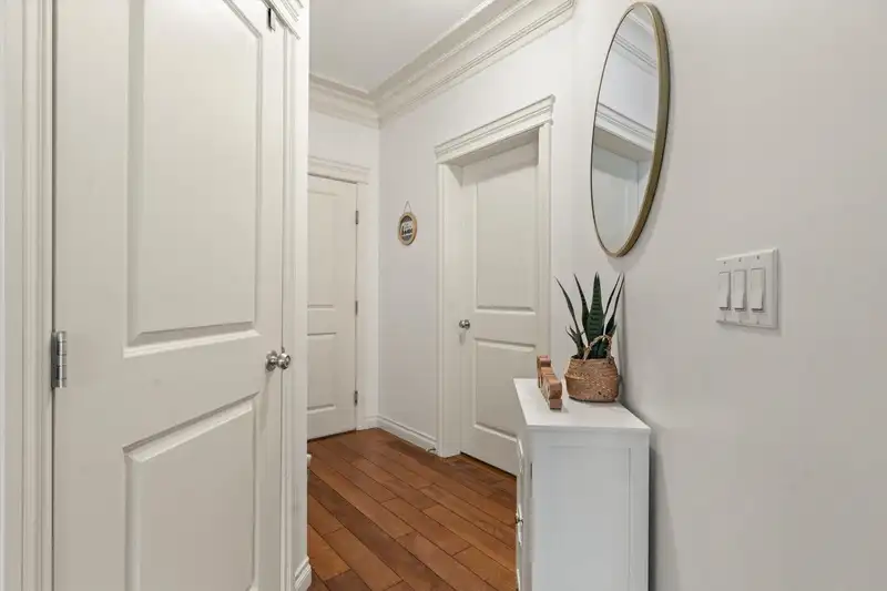 208 32729 GARIBALDI DRIVE - photo 4 of 28