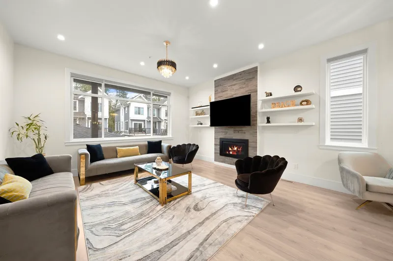 11042 240 STREET - photo 3 of 25