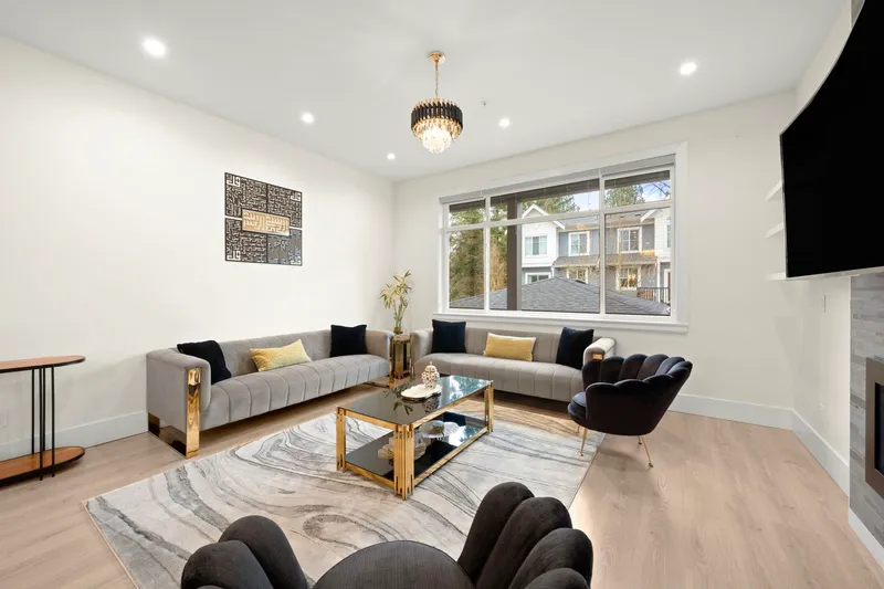 11042 240 STREET - photo 4 of 25