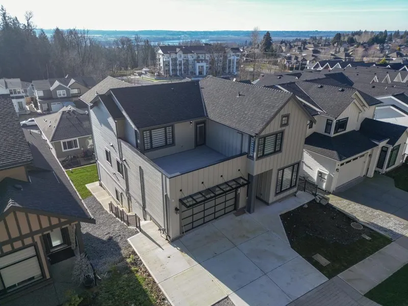 33950 PARR AVENUE - photo 1 of 25