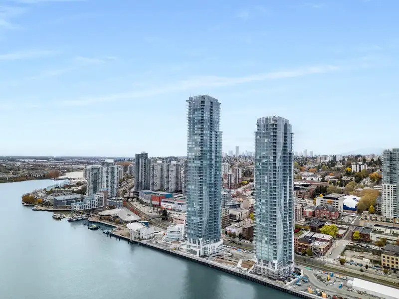 1204 660 QUAYSIDE DRIVE - photo 1 of 1