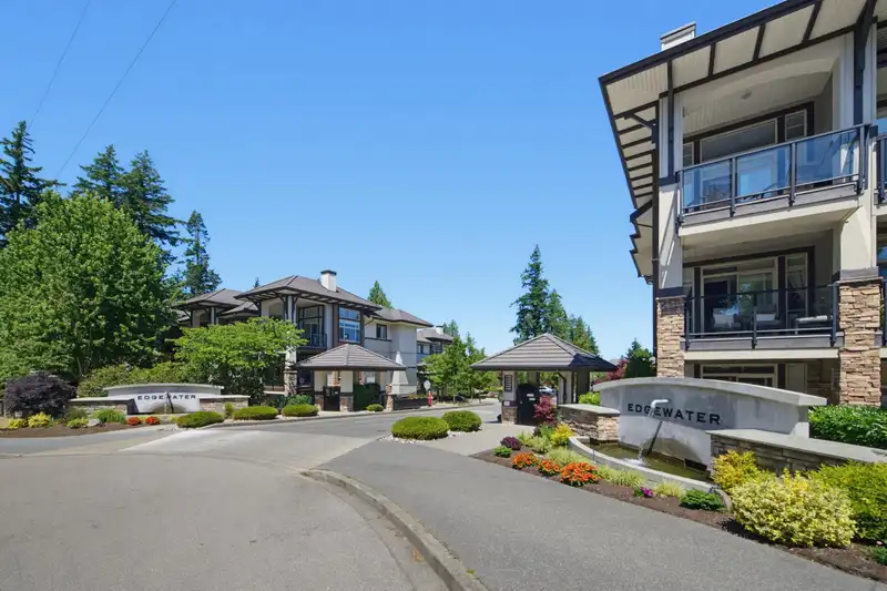 107 15155 36 AVENUE - photo 1 of 30