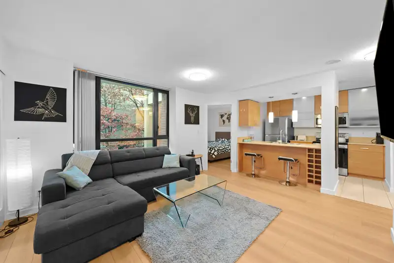 305 977 MAINLAND STREET - photo 1 of 19