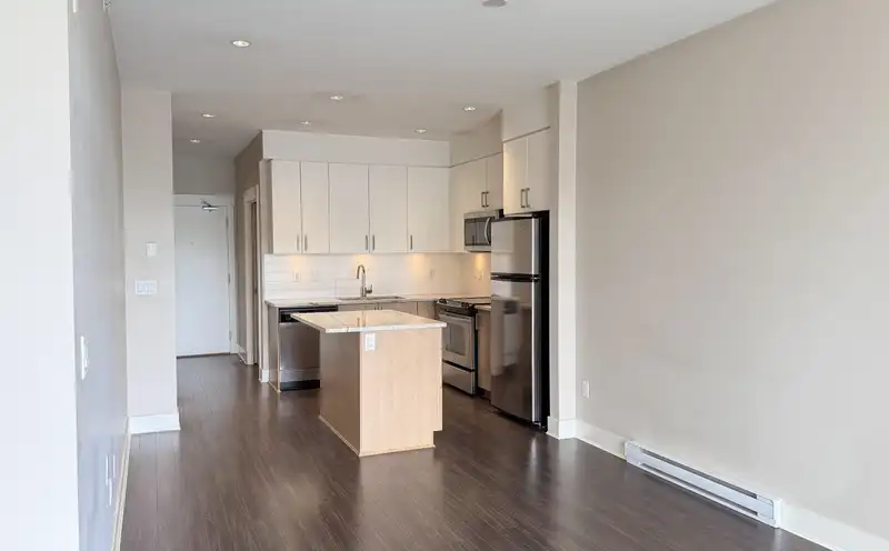 420 55 EIGHTH AVENUE - photo 4 of 12