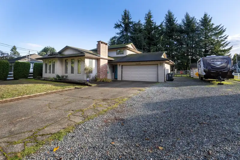 24496 58A AVENUE - photo 4 of 40