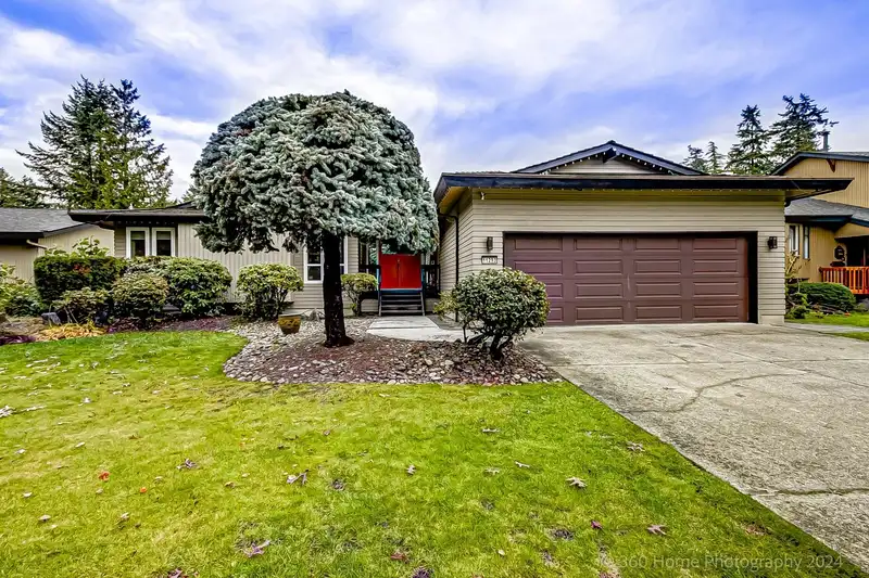 11293 LYON ROAD - photo 1 of 27
