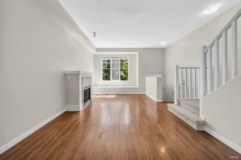 43 7331 HEATHER STREET - photo 2 of 20