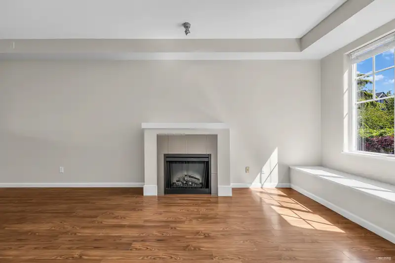 43 7331 HEATHER STREET - photo 3 of 20