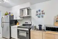 304 9847 MANCHESTER DRIVE - thumbnail 8