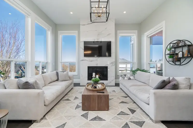 2856 165 STREET - photo 4 of 25