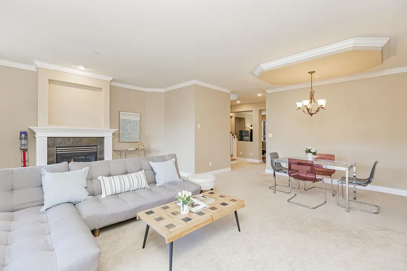 42 1705 PARKWAY BOULEVARD - photo 1 of 17