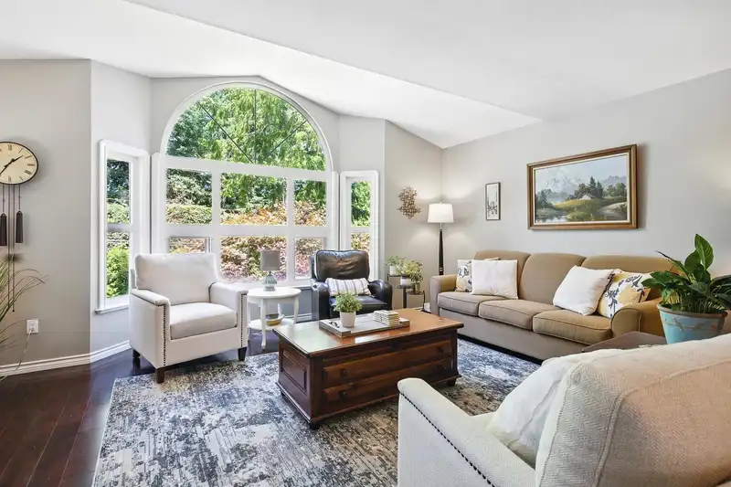 20622 46A AVENUE - photo 4 of 40