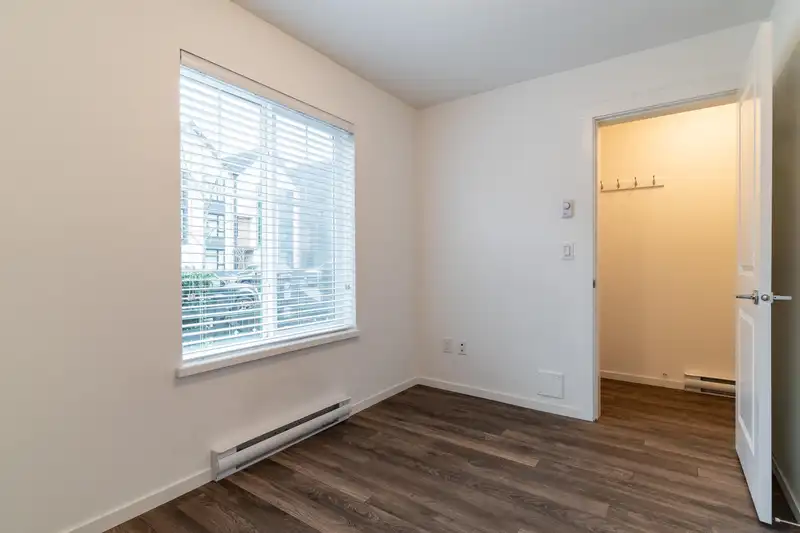 82 16678 25 AVENUE - photo 4 of 20