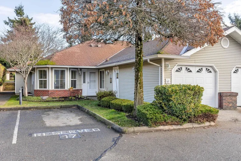 17 2006 WINFIELD DRIVE - photo 1 of 25