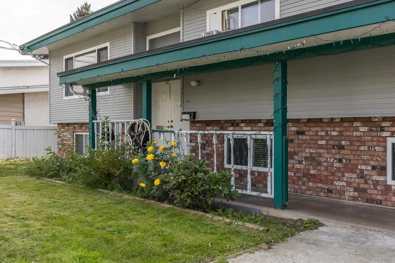 32698 PANDORA AVENUE - photo 2 of 25