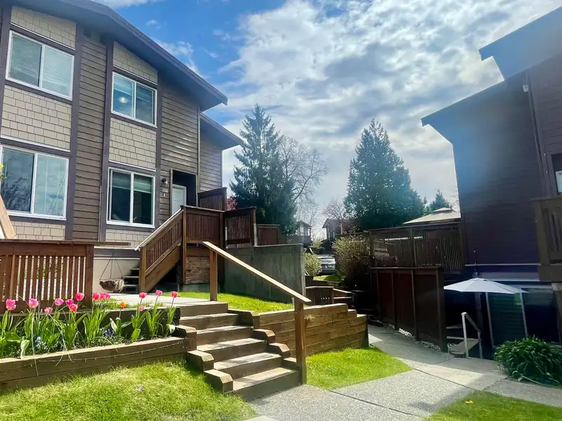 4 306 HIGHLAND WAY - photo 1 of 23