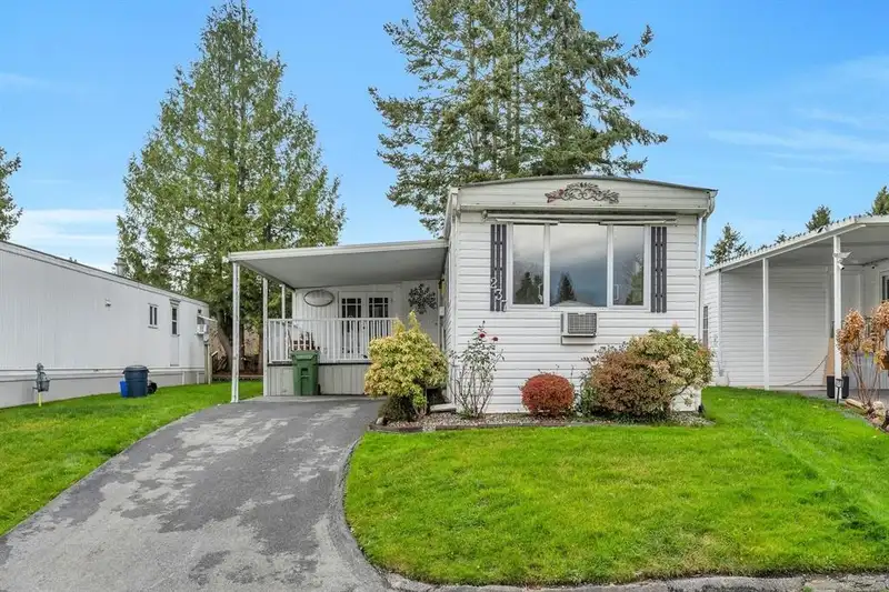 237 1840 160 STREET - photo 1 of 29