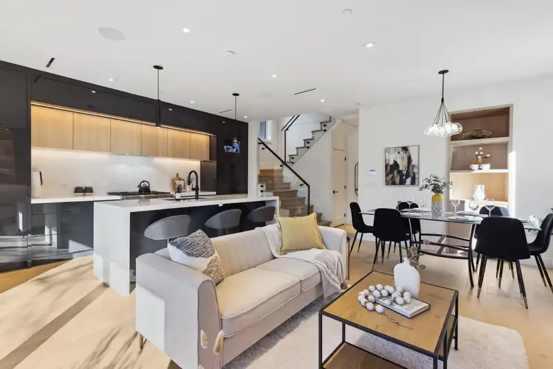 1 3081 W 14TH AVENUE - photo 4 of 31