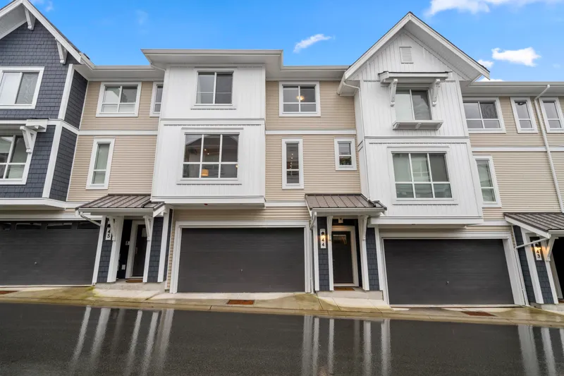 44 8335 NELSON STREET - photo 1 of 25