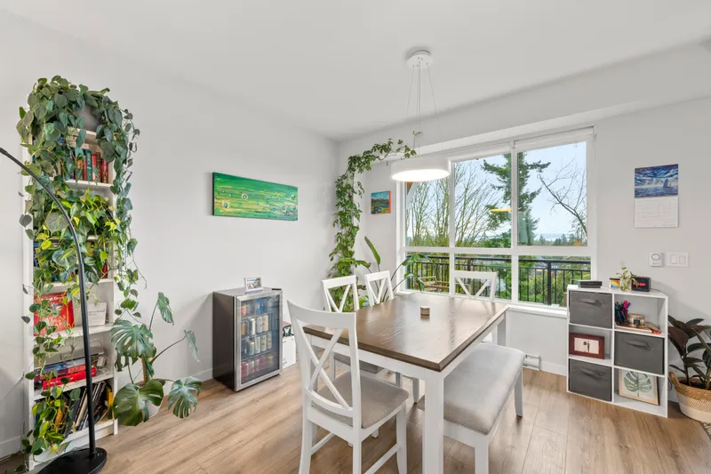 44 8335 NELSON STREET - photo 3 of 25