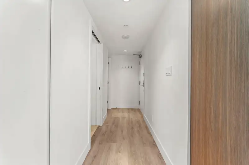 210 1788 COLUMBIA STREET - photo 3 of 26