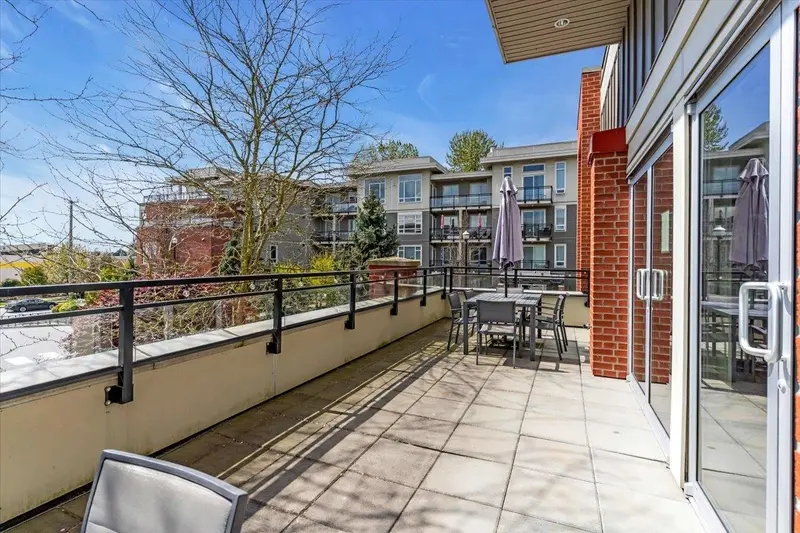 A119 20211 66 AVENUE - photo 3 of 25