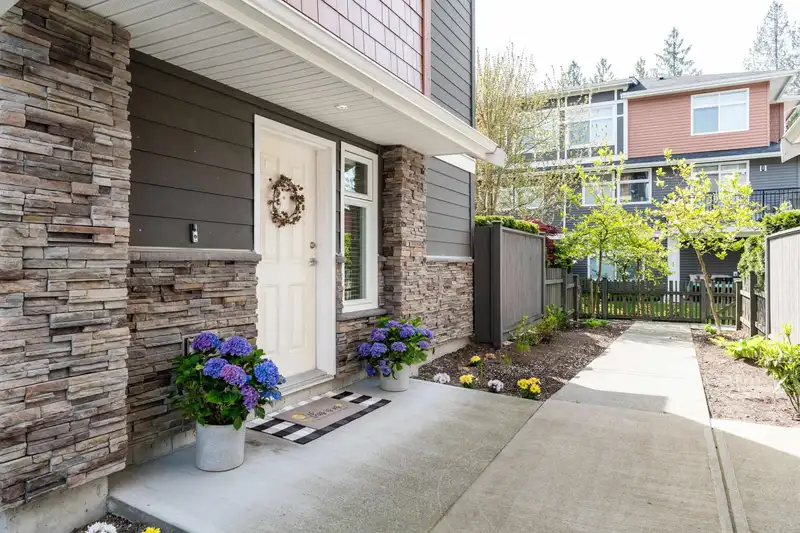 21 11461 236 STREET - photo 4 of 40